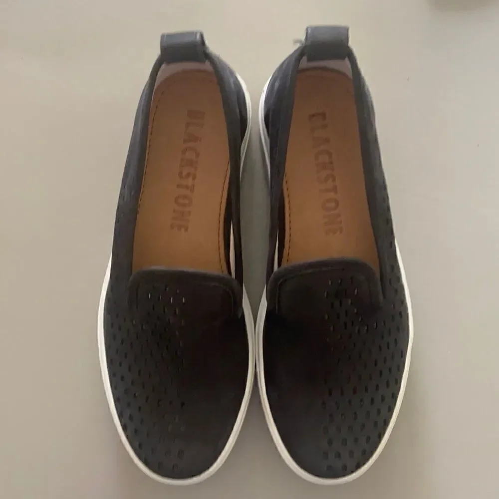 Blackstone perforated RL-68 black suede sneakers